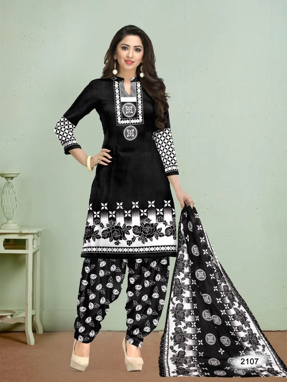 Meenaxi Cotton Black White Casual Cotton Daily Wear Salwar Kameez